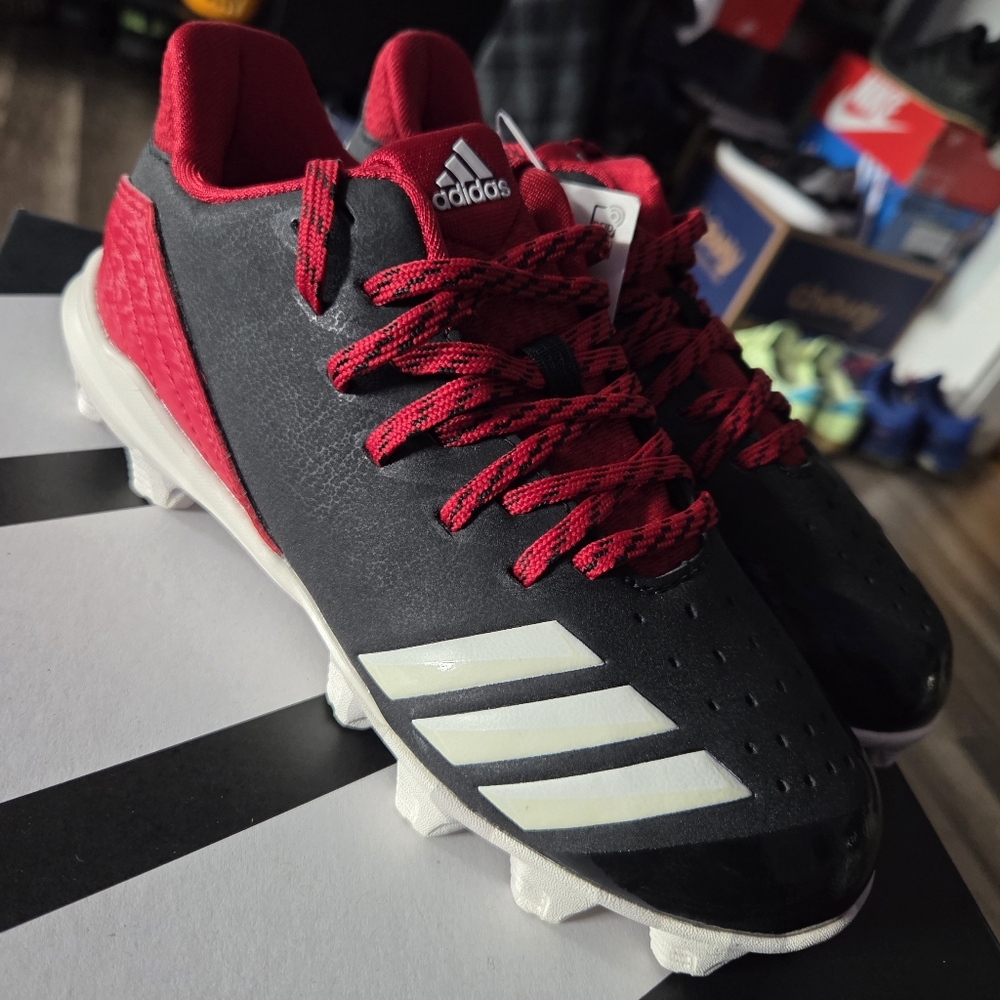 Adidas Icon 4 MD Baseball Cleats